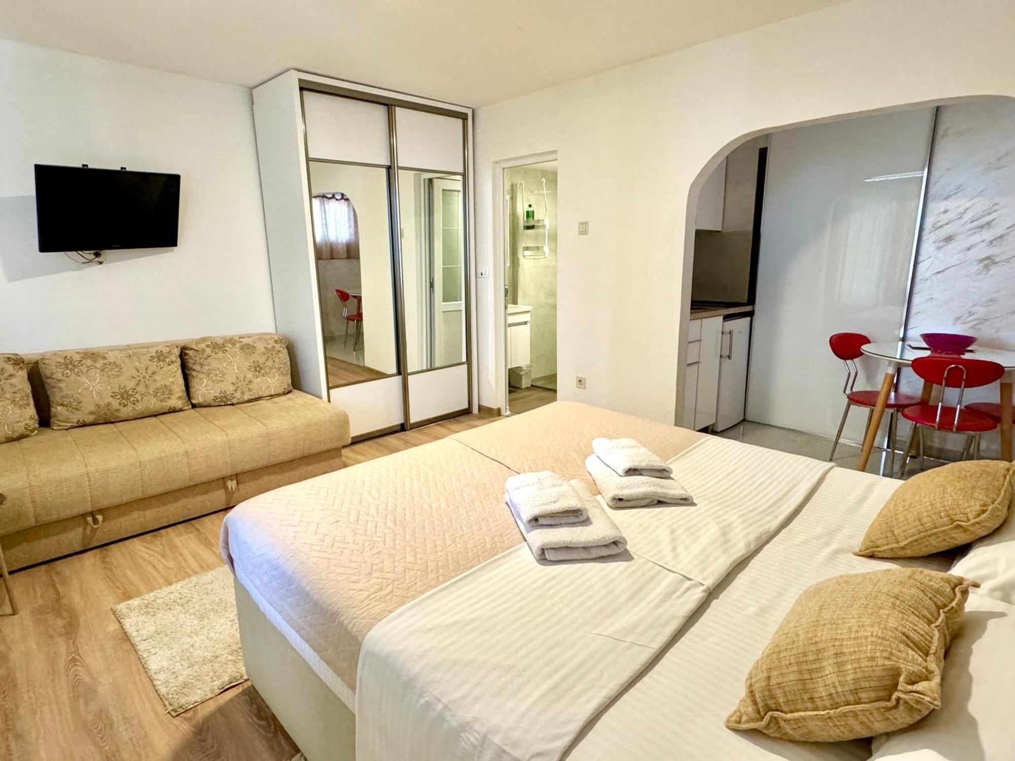 Apartments Kentera Lux Sveti Stefan Zimmer foto